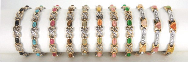 magnetic beaded necklace