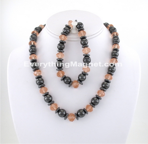 magnetic bead necklace