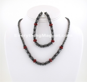magnetic bead necklace